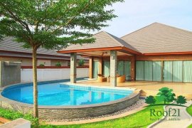 4 Bedroom Villa for Sale or Rent in Pattaya, Chonburi 4 Bedroom Villa for Sale or Rent in Pattaya, Chonburi