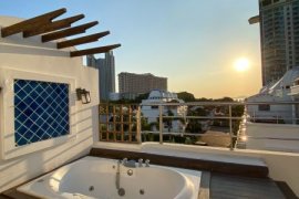 3 Bedroom House for Sale or Rent in Pattaya, Chonburi 3 Bedroom House for Sale or Rent in Pattaya, Chonburi