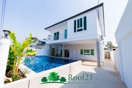5 Bedroom Villa for sale in Pattaya, Chonburi 5 Bedroom Villa for sale in Pattaya, Chonburi