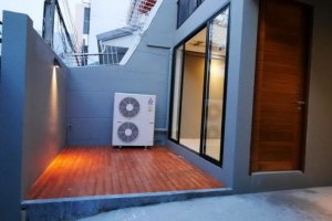3 Bedroom House for rent in Phra Khanong, Bangkok near BTS Ekkamai