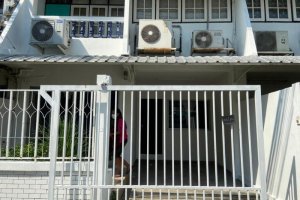 3 Bedroom House for rent in Phra Khanong, Bangkok near BTS Ekkamai