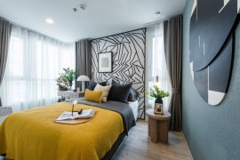 1 Bedroom Condo for sale in XT Huaikhwang, Huai Khwang, Bangkok near MRT Huai Khwang
