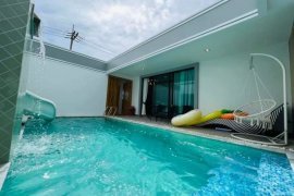 3 Bedroom House for sale in Chonburi