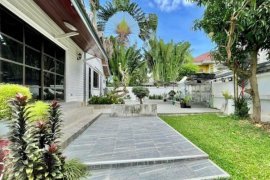 4 Bedroom House for sale in Chonburi