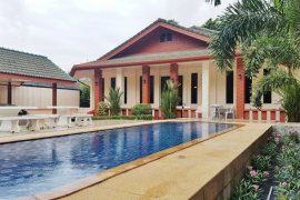 4 Bedroom Villa for rent in Rawai, Phuket