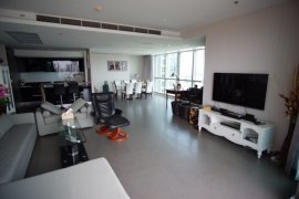 2 Bedroom Condo for sale in The River by Raimon Land, Khlong Ton Sai, Bangkok near BTS Charoen Nakhon