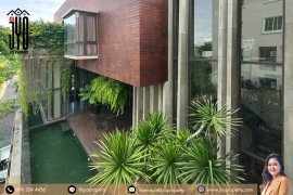 5 Bedroom Villa for Sale or Rent in Khlong Tan Nuea, Bangkok