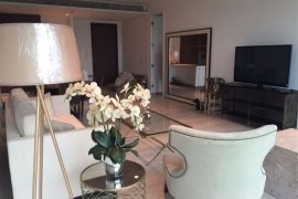 Condo for rent in 185 Rajadamri, Lumpini, Bangkok near BTS Ratchadamri