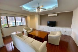 3 Bedroom Condo for rent in Le Cullinan, Khlong Toei Nuea, Bangkok near BTS Phrom Phong