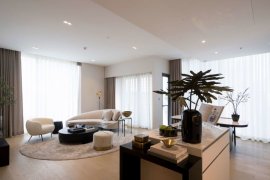 2 Bedroom Condo for sale in The Strand Thonglor, Phra Khanong, Bangkok near BTS Thong Lo