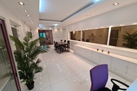 3 Bedroom Condo for rent in Swasdi Mansion, Khlong Tan Nuea, Bangkok near MRT Sukhumvit