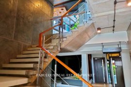 1 Bedroom Apartment for sale in Patong, Phuket