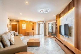 2 Bedroom Condo for rent in Moon Tower, Khlong Tan Nuea, Bangkok