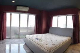 2 Bedroom Condo for Sale or Rent in Baan Kasemsan 1, Wang Mai, Bangkok