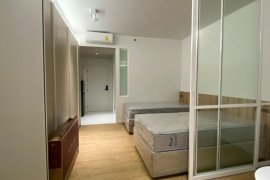 1 Bedroom Condo for sale in TRIPLE Y RESIDENCE, Wang Mai, Bangkok