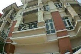 3 Bedroom Townhouse for Sale or Rent in Nong Bon, Bangkok near MRT Si Udom