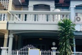 2 Bedroom Townhouse for rent in Phra Khanong, Bangkok near BTS On Nut