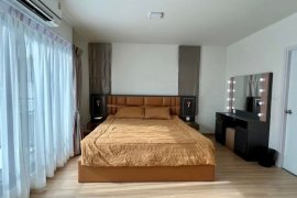 3 Bedroom House for rent in Khlong Chan, Bangkok
