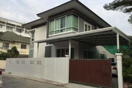 4 Bedroom House for Sale or Rent in Saphan Sung, Bangkok