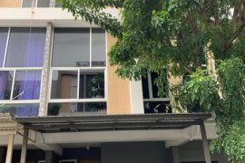 3 Bedroom Townhouse for rent in Khan Na Yao, Bangkok near MRT East Outer Ring Road