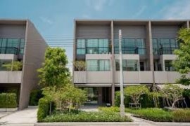 3 Bedroom Townhouse for rent in Baan Klang Muang Bangna-Wongwaen, Bang Phli Yai, Samut Prakan
