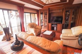 2 Bedroom Condo for sale in Chateau Dale Thabali Condo, Chonburi
