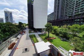 3 Bedroom Apartment for sale in Khlong Tan Nuea, Bangkok