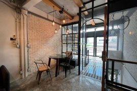 2 Bedroom Commercial for sale in Sam Sen Nai, Bangkok near BTS Ari