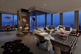 2 Bedroom Condo for sale in The Ritz - Carlton Residences at MahaNakhon, Silom, Bangkok near BTS Chong Nonsi