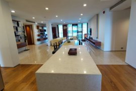 3 Bedroom Condo for sale in Ficus Lane, Phra Khanong, Bangkok near BTS Phra Khanong 3 Bedroom Condo for sale in Ficus Lane, Phra Khanong, Bangkok near BTS Phra Khanong