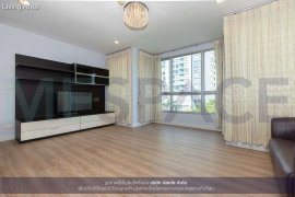 2 Bedroom Condo for sale in The Address Sukhumvit 42, Phra Khanong, Bangkok near BTS Ekkamai