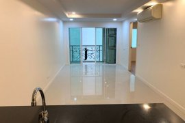 2 Bedroom Condo for sale in Le Nice Ekamai, Phra Khanong Nuea, Bangkok near BTS Ekkamai