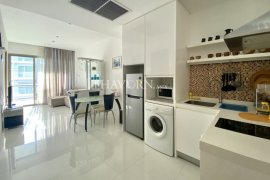 2 Bedroom Condo for sale in The Sanctuary, Wongamat, Chonburi
