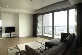 2 Bedroom Condo for sale in The River by Raimon Land, Khlong Ton Sai, Bangkok
