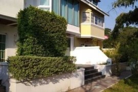 3 Bedroom Townhouse for Sale or Rent in Khlong Toei, Bangkok