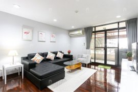 2 Bedroom Condo for Sale or Rent in Baan Chan, Watthana, Bangkok 2 Bedroom Condo for Sale or Rent in Baan Chan, Watthana, Bangkok