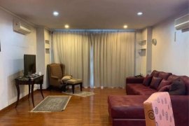 3 Bedroom Condo for Sale or Rent in Baan Siriyenakat, Lumpini, Bangkok near MRT Khlong Toei 3 Bedroom Condo for Sale or Rent in Baan Siriyenakat, Lumpini, Bangkok near MRT Khlong Toei