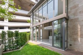 3 Bedroom Condo for Sale or Rent in Khlong Tan, Bangkok near MRT Queen Sirikit National Convention Centre 3 Bedroom Condo for Sale or Rent in Khlong Tan, Bangkok near MRT Queen Sirikit National Convention Centre