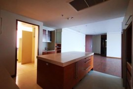 3 Bedroom Condo for sale in The Royal Saladaeng, Silom, Bangkok near MRT Silom 3 Bedroom Condo for sale in The Royal Saladaeng, Silom, Bangkok near MRT Silom