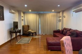 3 Bedroom Condo for Sale or Rent in Baan Siri Sathorn Yenakard, Thung Maha Mek, Bangkok near MRT Khlong Toei 3 Bedroom Condo for Sale or Rent in Baan Siri Sathorn Yenakard, Thung Maha Mek, Bangkok near MRT Khlong Toei