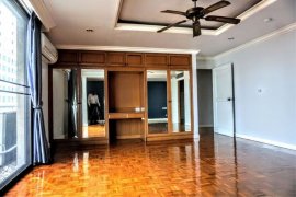 3 Bedroom Condo for Sale or Rent in Asoke Tower, Watthana, Bangkok near MRT Phetchaburi 3 Bedroom Condo for Sale or Rent in Asoke Tower, Watthana, Bangkok near MRT Phetchaburi