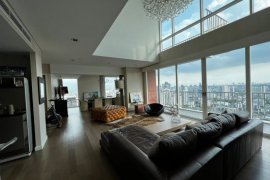 4 Bedroom Condo for sale in Fullerton Sukhumvit, Phra Khanong, Bangkok near BTS Ekkamai 4 Bedroom Condo for sale in Fullerton Sukhumvit, Phra Khanong, Bangkok near BTS Ekkamai