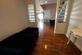 5 Bedroom Condo for rent in Khlong Tan, Bangkok near MRT Queen Sirikit National Convention Centre 5 Bedroom Condo for rent in Khlong Tan, Bangkok near MRT Queen Sirikit National Convention Centre