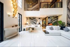 4 Bedroom Townhouse for rent in Khlong Tan Nuea, Bangkok near MRT Phetchaburi 4 Bedroom Townhouse for rent in Khlong Tan Nuea, Bangkok near MRT Phetchaburi