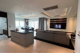 3 Bedroom Condo for rent in Royal Residence Park, Lumpini, Bangkok near BTS Ratchadamri 3 Bedroom Condo for rent in Royal Residence Park, Lumpini, Bangkok near BTS Ratchadamri