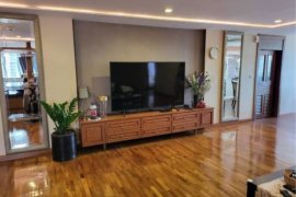 3 Bedroom Condo for rent in President Park Sukhumvit 24, Khlong Tan, Bangkok near MRT Queen Sirikit National Convention Centre 3 Bedroom Condo for rent in President Park Sukhumvit 24, Khlong Tan, Bangkok near MRT Queen Sirikit National Convention Centre