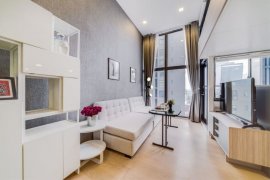Condo for Sale or Rent in Chewathai Residence Asoke, Makkasan, Bangkok near MRT Phra Ram 9 Condo for Sale or Rent in Chewathai Residence Asoke, Makkasan, Bangkok near MRT Phra Ram 9
