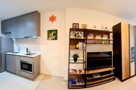 Condo for Sale or Rent in Rhythm Rangnam, Thanon Phaya Thai, Bangkok near BTS Victory Monument Condo for Sale or Rent in Rhythm Rangnam, Thanon Phaya Thai, Bangkok near BTS Victory Monument