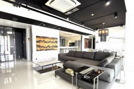 3 Bedroom Condo for rent in The Met, Thung Maha Mek, Bangkok 3 Bedroom Condo for rent in The Met, Thung Maha Mek, Bangkok