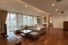 3 Bedroom Apartment for rent in Khlong Tan Nuea, Bangkok